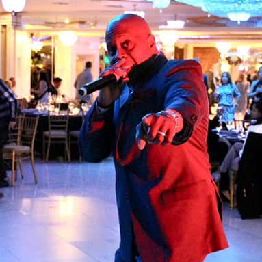 MC Performing